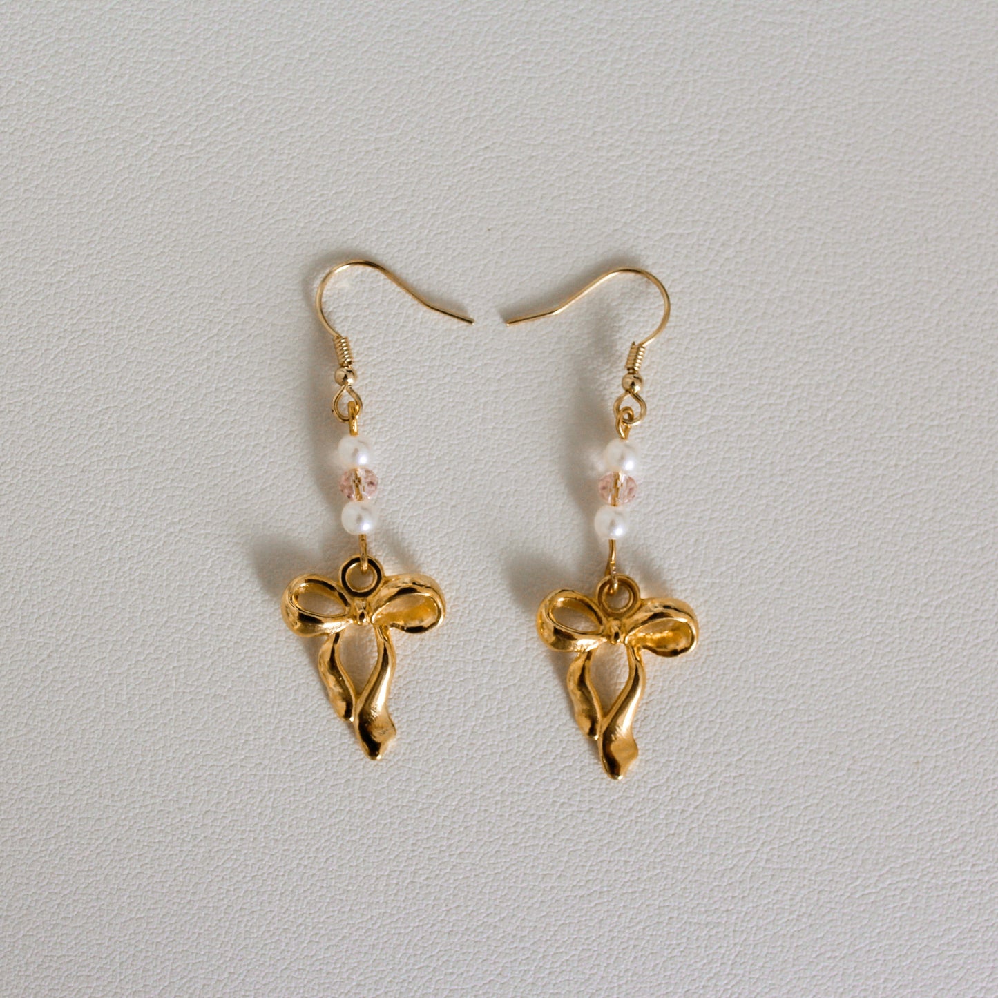 gold bow earrings